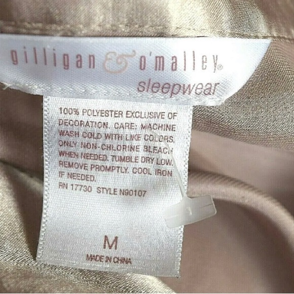 Gilligan & Omalley Womens Pajama Top Sand color Satin Sleepwear Lace acc… - Picture 2 of 7